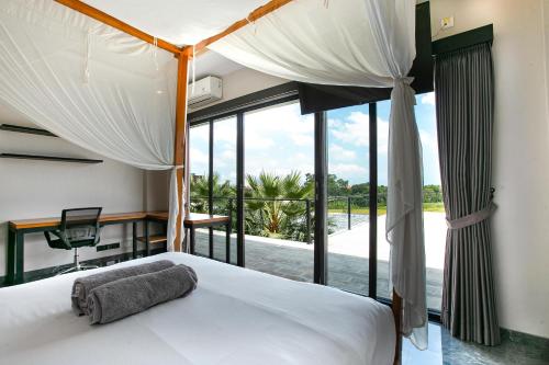 villa mj modern 4br with pool and rooftop