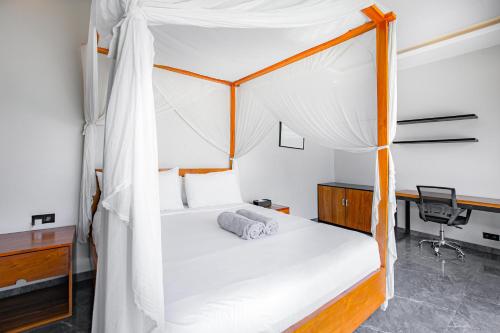 villa mj modern 4br with pool and rooftop