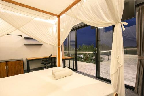 villa mj modern 4br with pool and rooftop