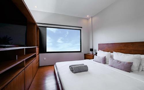 villa mj modern 4br with pool and rooftop