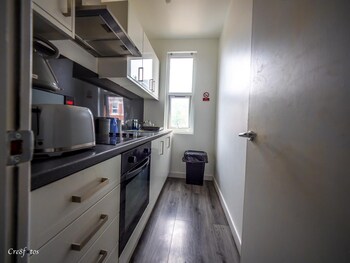 Ensuite1 Woodhouse Private Bath 2Kitchen,,4 star