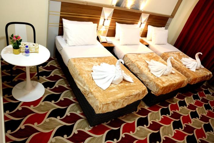 tanha park hotel