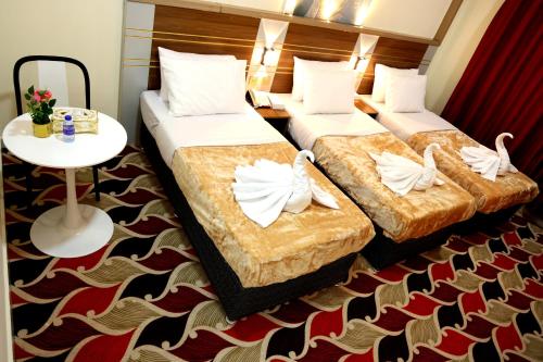 tanha park hotel