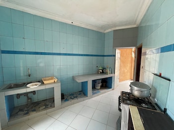 Residence Hounsinou,,3 star