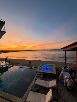 ultra infinity hotel