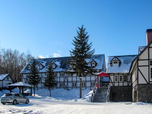 petit hotel gracey tomamu