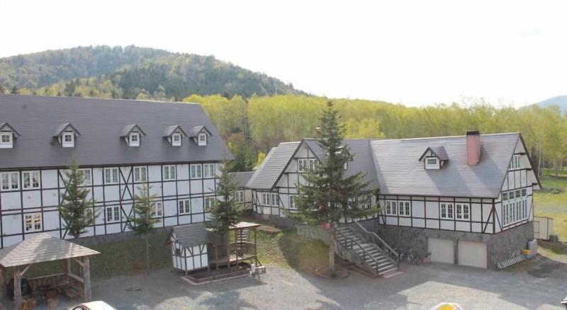 Petit Hotel Gracey Tomamu,Shimukappu>>Furano,3 star