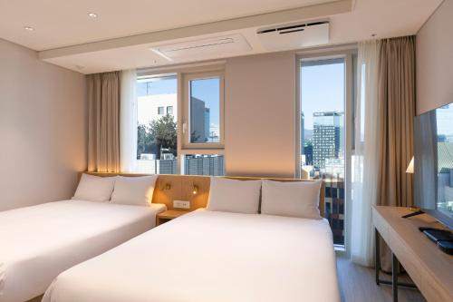 sl hotel myeongdong