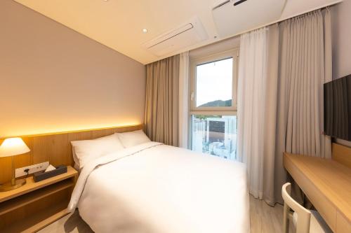 sl hotel myeongdong