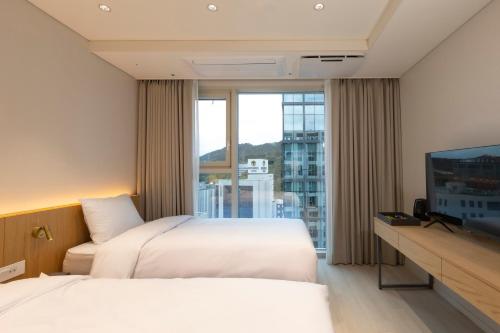 sl hotel myeongdong