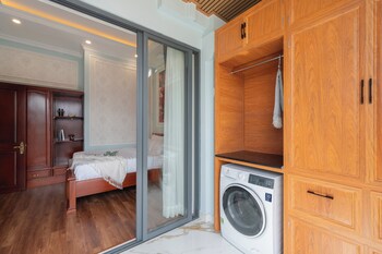 Ben Thanh Maison,,4 star