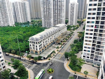 vinhomes grand park serviced apartment