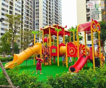 vinhomes grand park serviced apartment