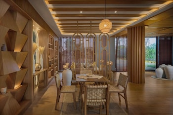 Samanea Wellness Resort,,5 star