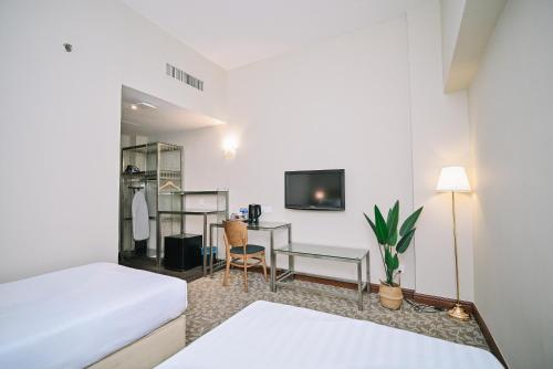 kingston hotel 10 at bukit jalil