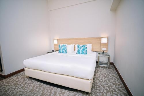 kingston hotel 10 at bukit jalil