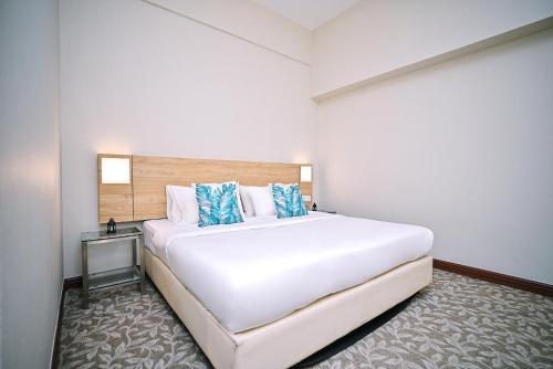 kingston hotel 10 at bukit jalil