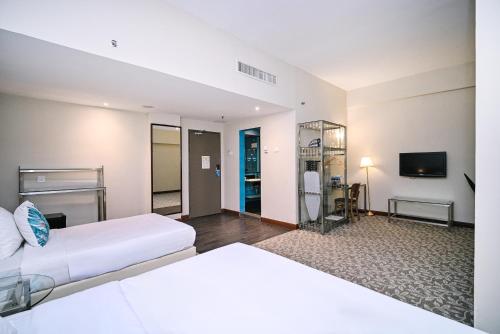 kingston hotel 10 at bukit jalil