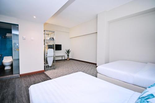 kingston hotel 10 at bukit jalil