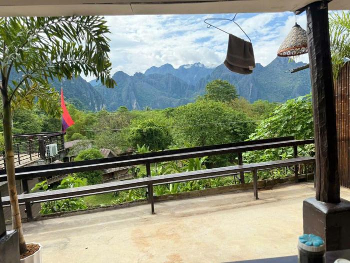ban laos guesthouse