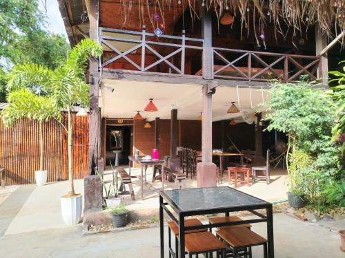 ban laos guesthouse