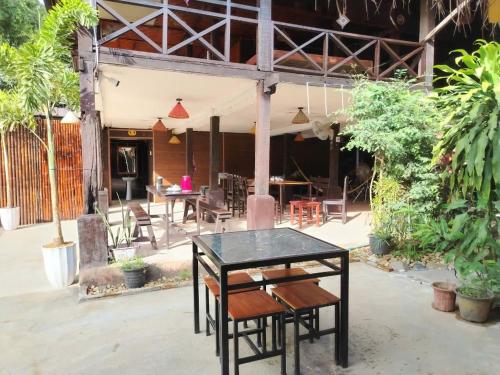 ban laos guesthouse