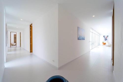 luxury villa at palm hills golfclub ph4a