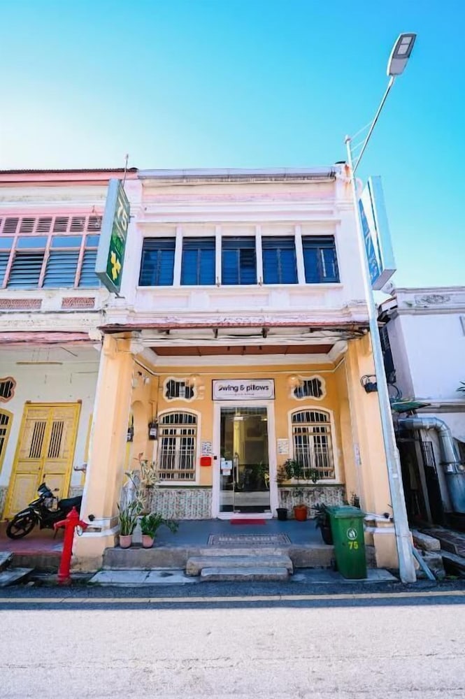 swing and pillows 75 chulia st georgetown penang