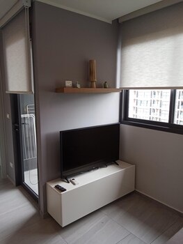 2br apartment t2 717