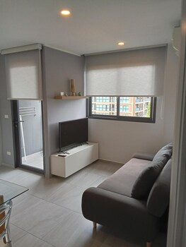 2br apartment t2 717