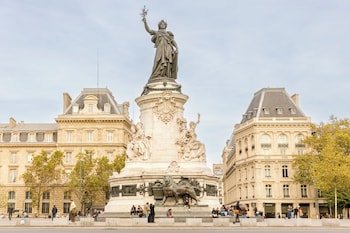 merveil luxury suite marais republique