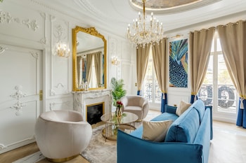 merveil luxury suite marais republique
