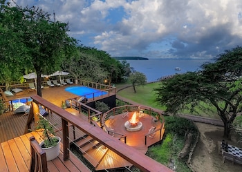 sobhengu lodge by dream resorts
