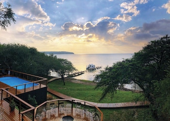 sobhengu lodge by dream resorts