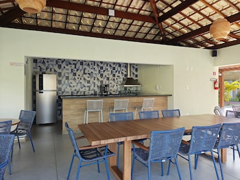 condo with pool 450m from the beach in itacimirim vbrs