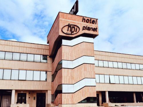 hotel planet international