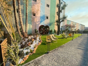 paradisea club and residences