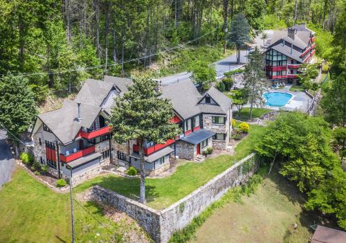 Chalet Inn,Pigeon Forge>>Gatlinburg,2 star