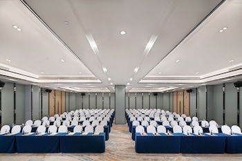 k international hotel