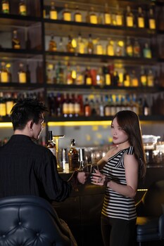 k international hotel