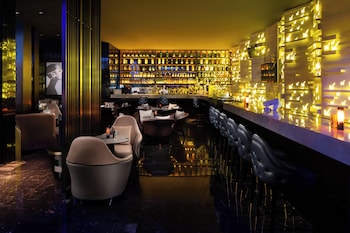 k international hotel