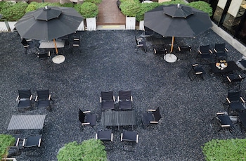 k international hotel