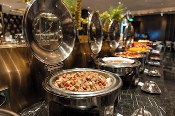 k international hotel