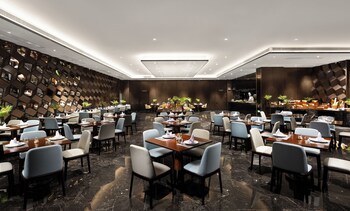 k international hotel