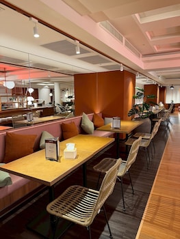 Via Garden Hotel,,3 star