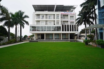 Buldhana Urban Residency Club,,3 star