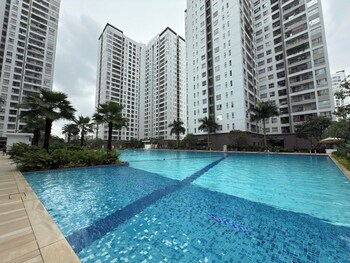 lang retreat apartment resort pool gym