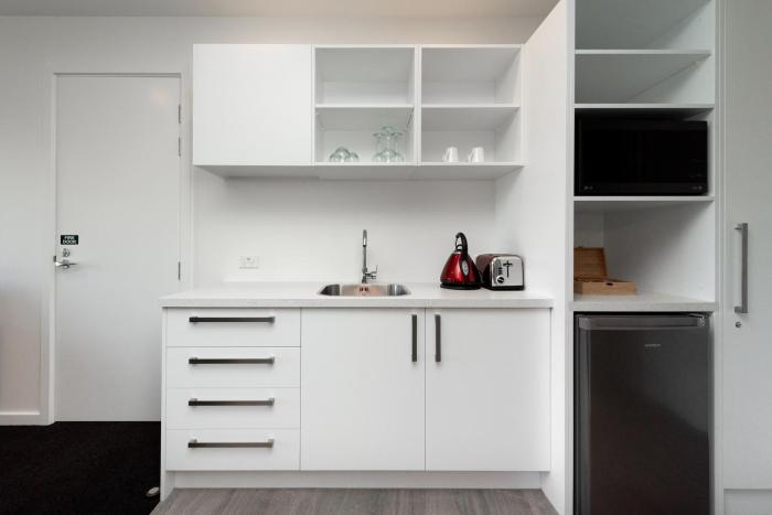 lot 7 studios and apartments