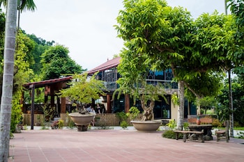 kovie hoa lac wellness and forest retreat
