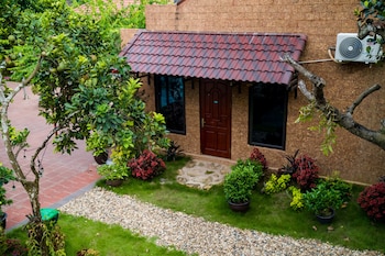 Kovie Hoa Lac - Wellness & Forest Retreat,,4 star
